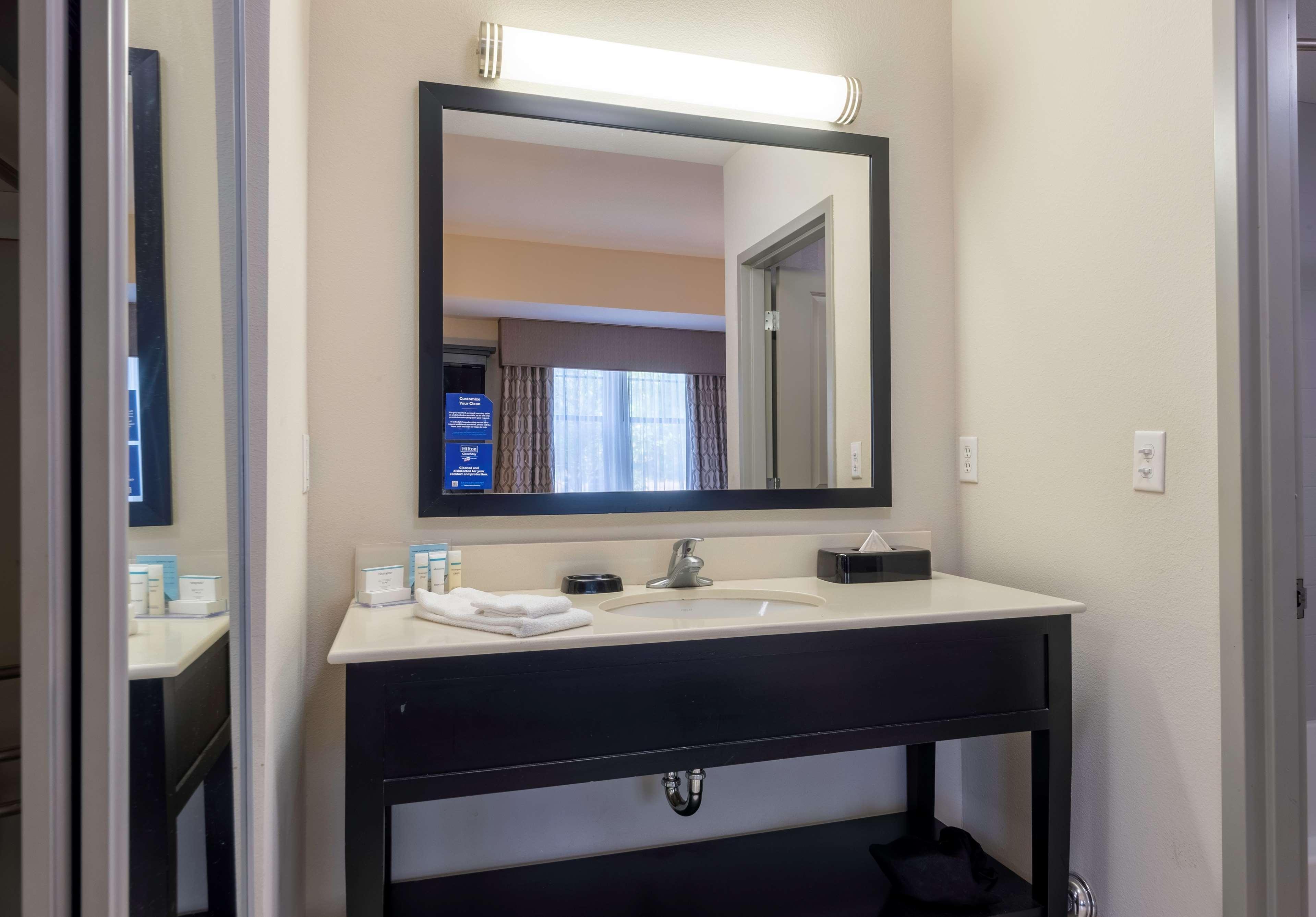 Hampton Inn & Suites Dupont Zewnętrze zdjęcie