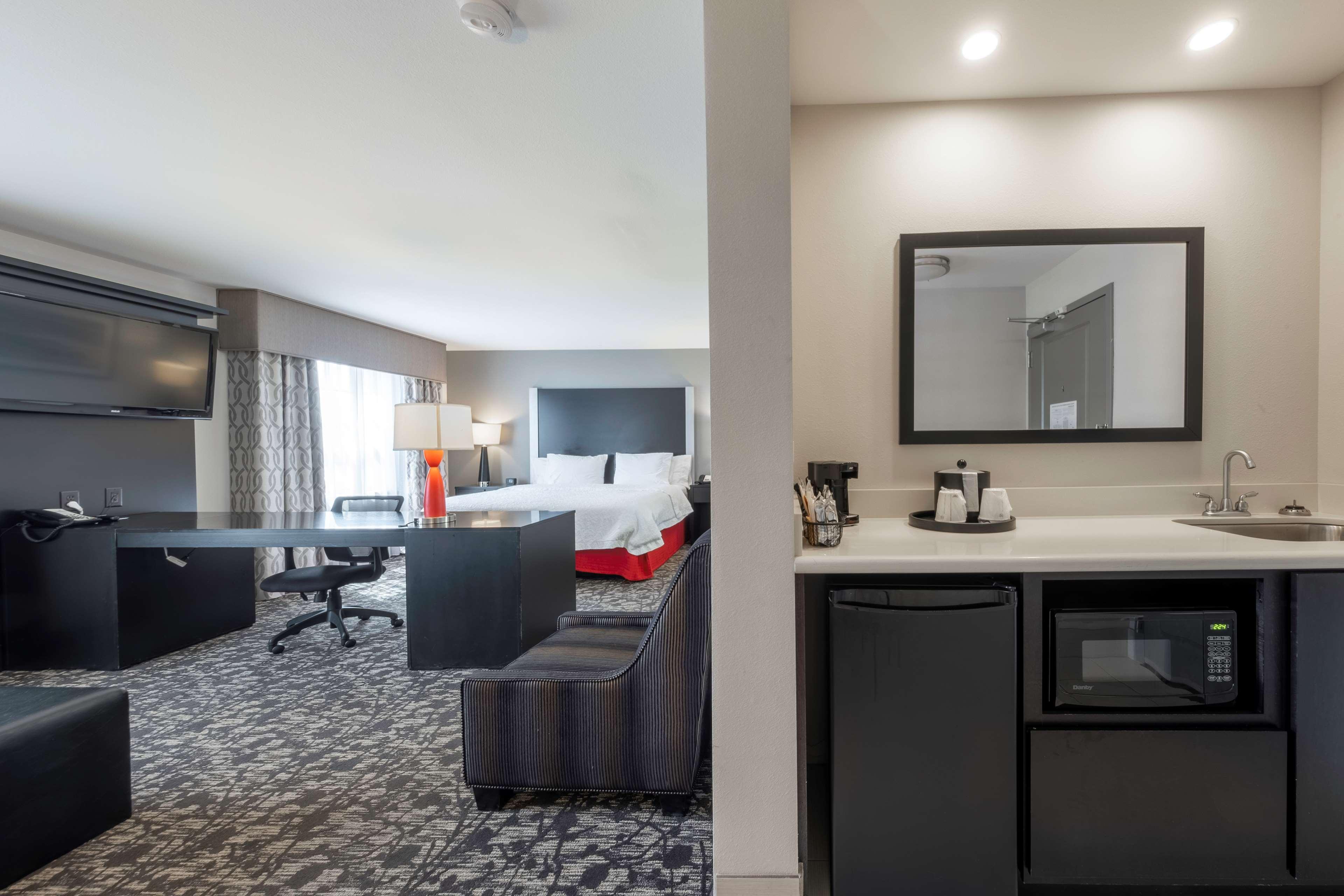 Hampton Inn & Suites Dupont Zewnętrze zdjęcie